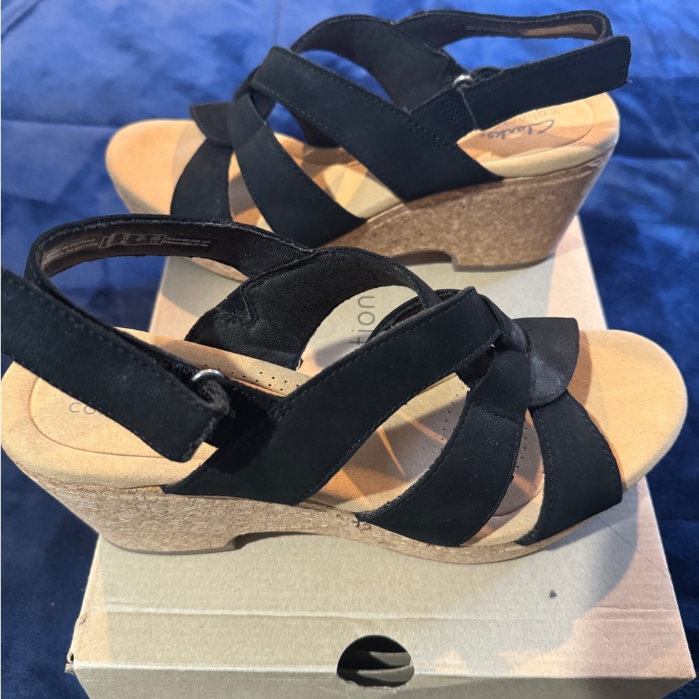 Clark’s black platform sandals - Picture 4 of 6